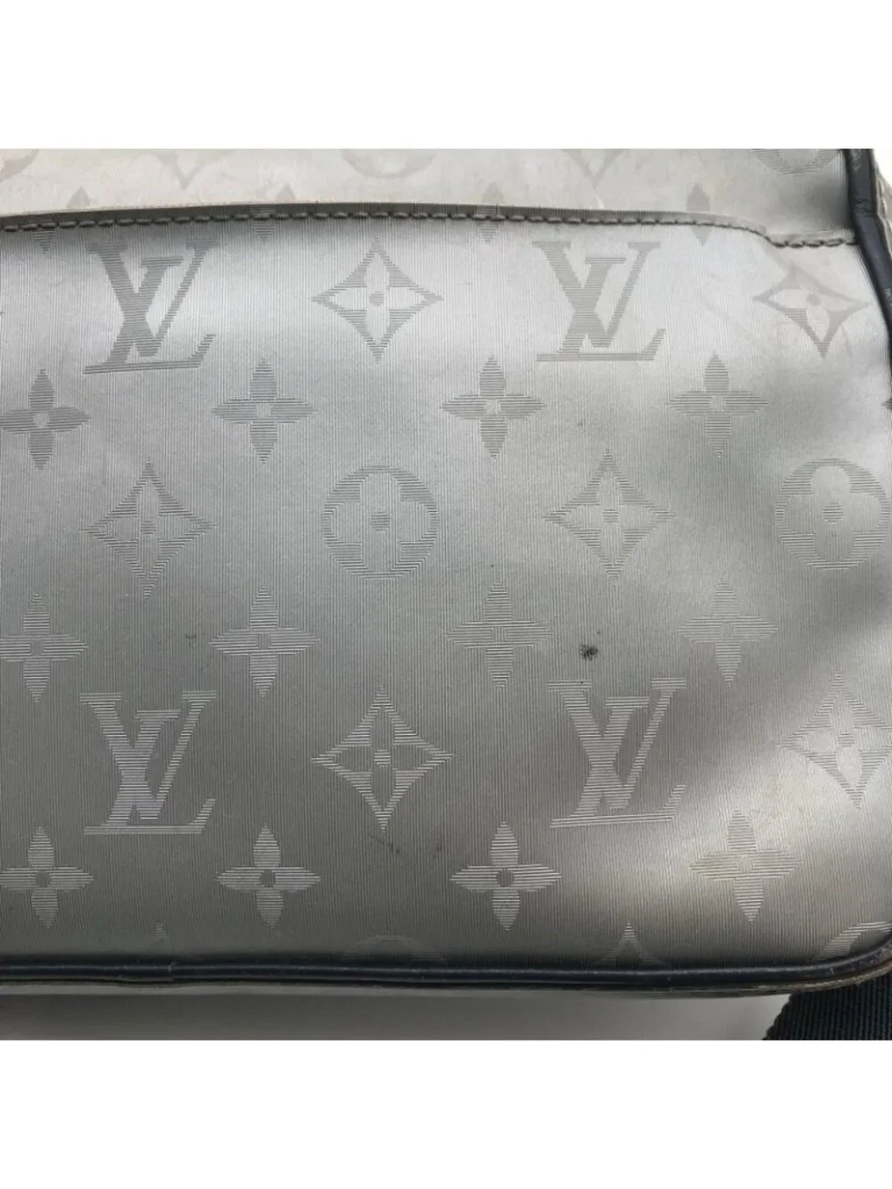 Louis Vuitton Monogram Satellite Alpha Messenger Shoulder Bag